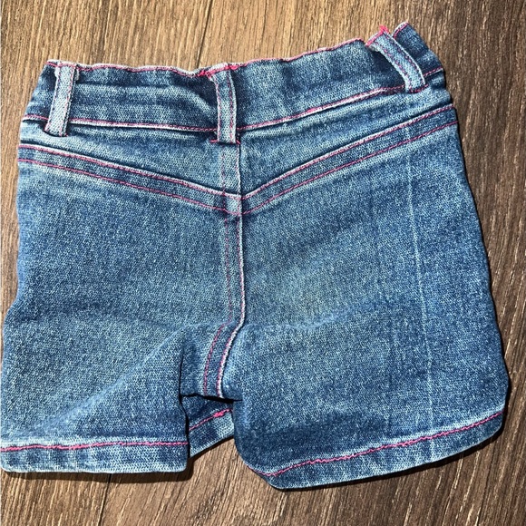 Girl shorts - Picture 2 of 3